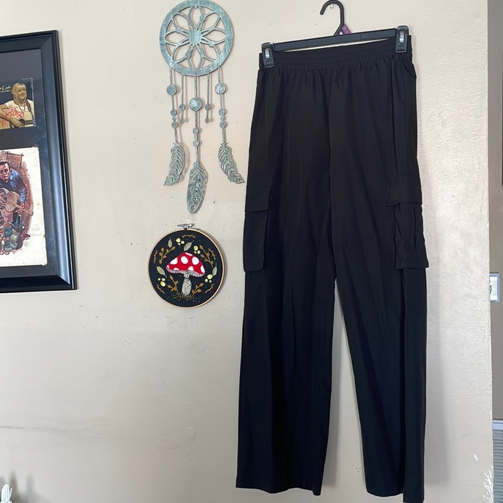 Wide Leg Cargo Pants
